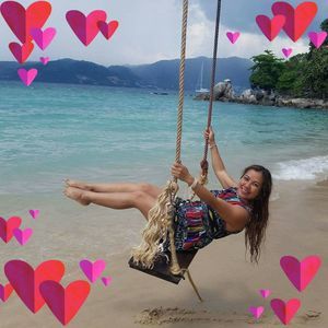 Meet your Posher, Lea